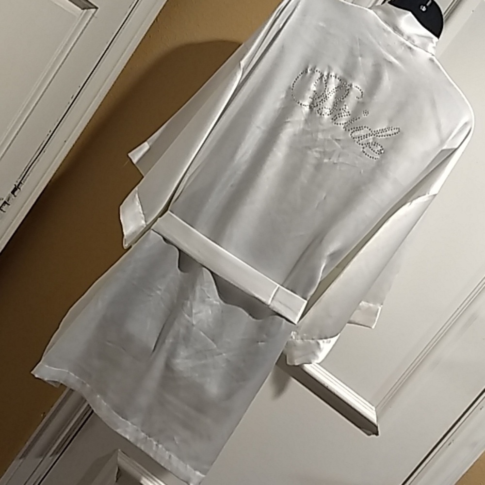 ❤️FINAL PRICE❤️Victoria secret Wedding Kimono Robe - Picture 4 of 8